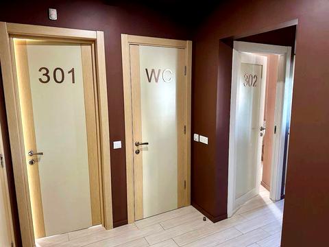 комерційна за адресою Запорізька вул., 1