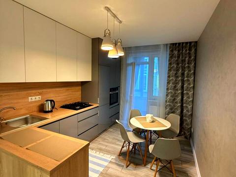 квартира за адресою Залізнична вул., 17