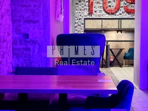 комерційна за адресою Хрещатик вул., 12