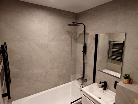 квартира за адресою Генерала Грекова вул., 4