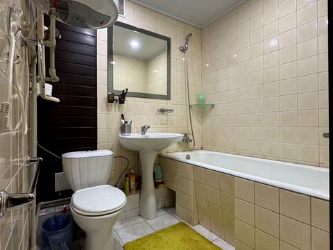 квартира за адресою Радистів вул., 2