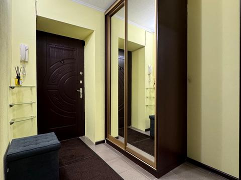 квартира за адресою Радистів вул., 2