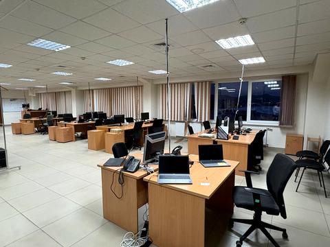 комерційна за адресою Богдана Хмельницького вул., 212