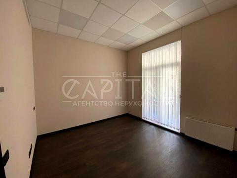 комерційна за адресою Івана Франка вул., 14