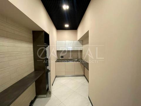 комерційна за адресою Івана Франка вул., 14