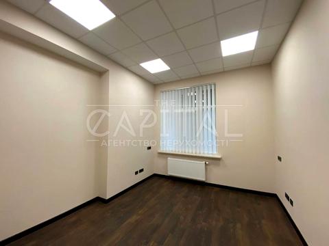 комерційна за адресою Івана Франка вул., 14