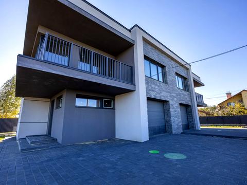 будинок за адресою Хмельницького