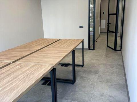 коммерческая по адресу Василия Тютюнника ул. (Анрі Барбюса), 28-А