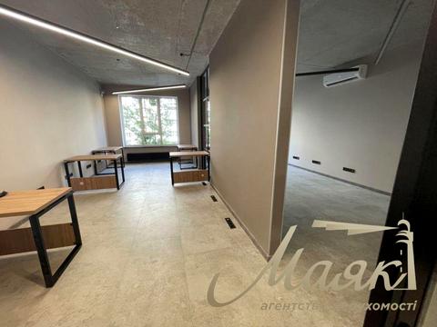 коммерческая по адресу Василия Тютюнника ул. (Анрі Барбюса), 28-А