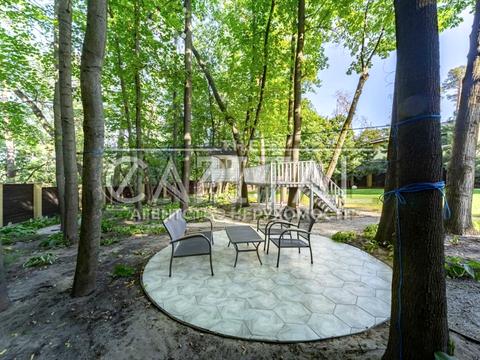 будинок за адресою Патріарха Володимира Романюка вул. (Жовтнева)