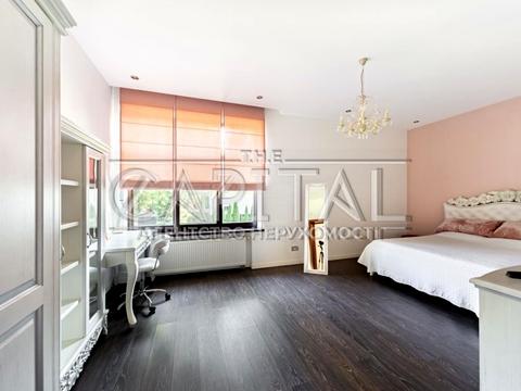 будинок за адресою Патріарха Володимира Романюка вул. (Жовтнева)