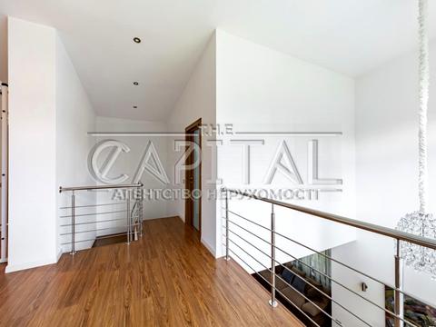 будинок за адресою Патріарха Володимира Романюка вул. (Жовтнева)