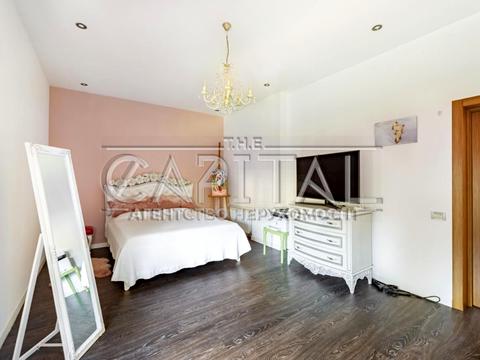 будинок за адресою Патріарха Володимира Романюка вул. (Жовтнева)