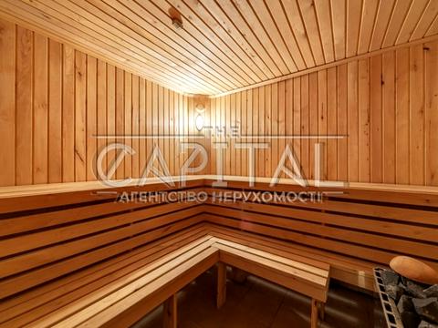 будинок за адресою Патріарха Володимира Романюка вул. (Жовтнева)