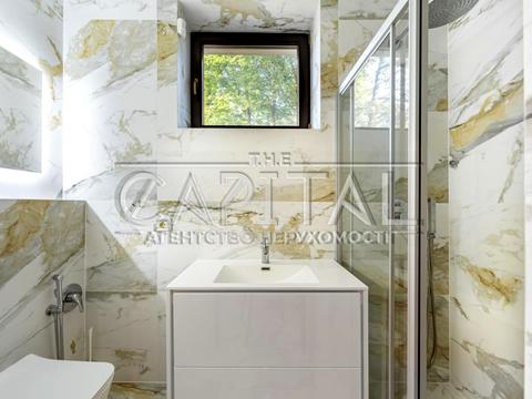 будинок за адресою Патріарха Володимира Романюка вул. (Жовтнева)