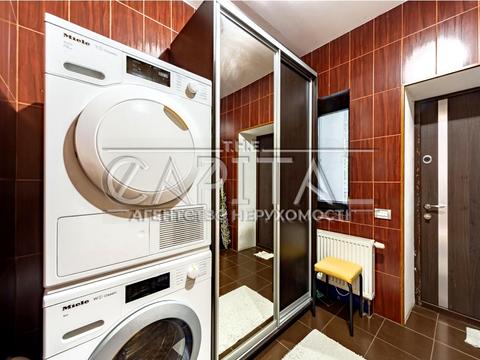 будинок за адресою Патріарха Володимира Романюка вул. (Жовтнева)