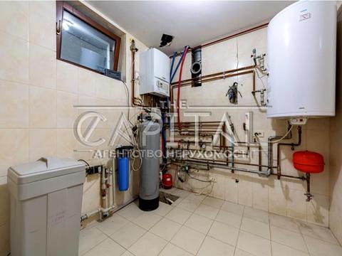 будинок за адресою Патріарха Володимира Романюка вул. (Жовтнева)