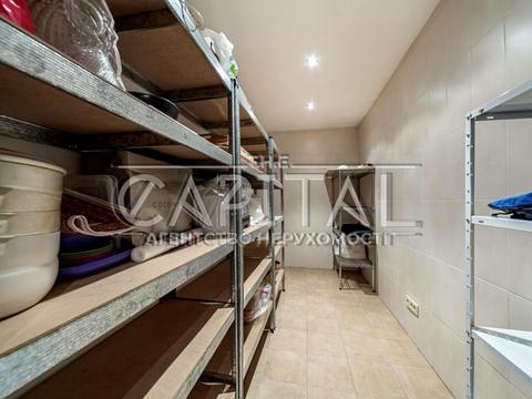 будинок за адресою Патріарха Володимира Романюка вул. (Жовтнева)