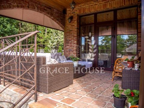 дом по адресу Лесна