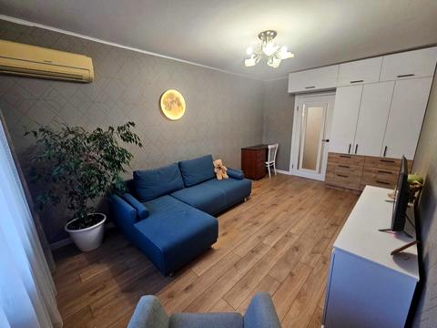 квартира по адресу Небесной Сотни просп. (Маршала Жукова), 83