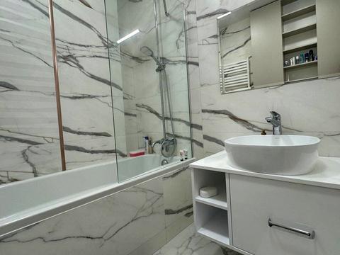 квартира по адресу Угорская ул., 12