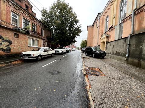 квартира за адресою Монастирська вул. (Володарського), 3