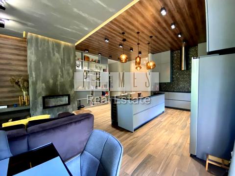 будинок за адресою Отамана Орлика вул.