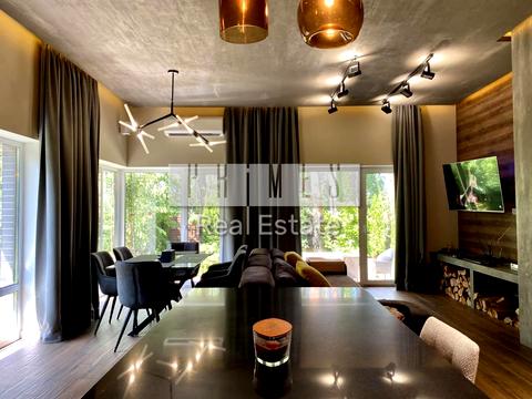 будинок за адресою Отамана Орлика вул.