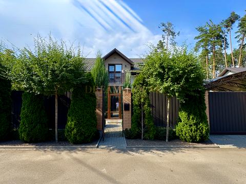 дом по адресу Революції