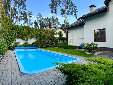 дом по адресу Революції