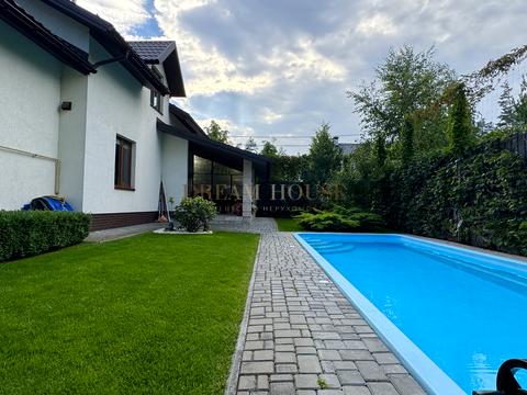 дом по адресу Революції