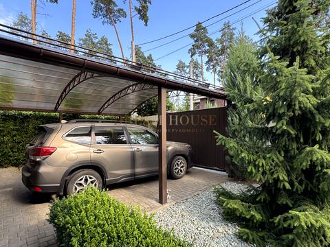 дом по адресу Революції