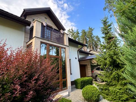 дом по адресу Революції