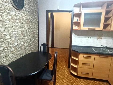 квартира за адресою Милославська вул., 35