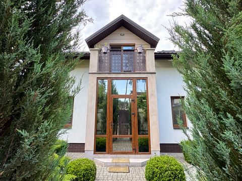 дом по адресу Революції