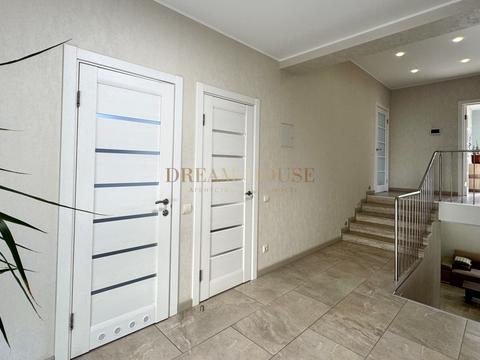 дом по адресу Революції