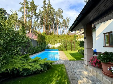 дом по адресу Революції