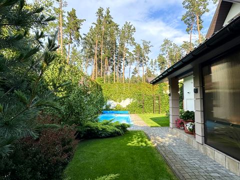 дом по адресу Революції