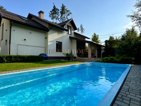 дом по адресу Революції