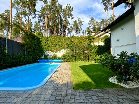 дом по адресу Революції