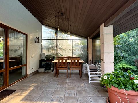 дом по адресу Революції