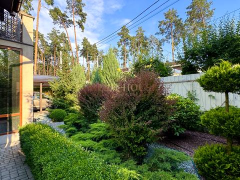 дом по адресу Революції