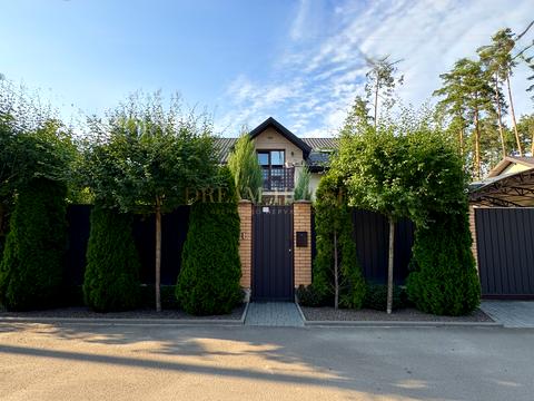 дом по адресу Революції