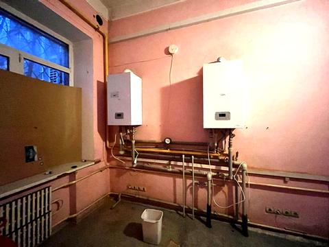 комерційна за адресою Бориса Чичибабіна вул., 2