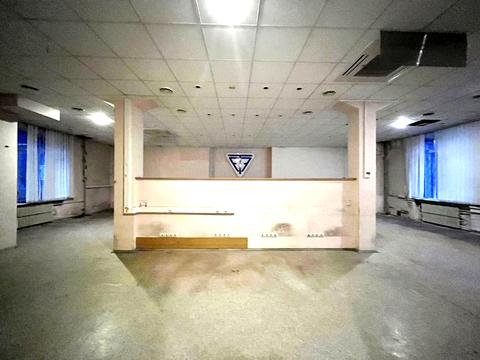 комерційна за адресою Бориса Чичибабіна вул., 2