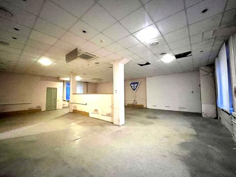 комерційна за адресою Бориса Чичибабіна вул., 2