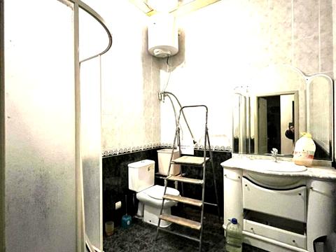 комерційна за адресою Бориса Чичибабіна вул., 2