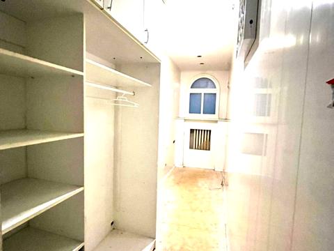 комерційна за адресою Бориса Чичибабіна вул., 2