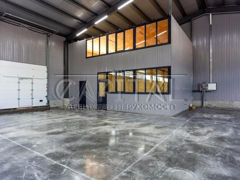 комерційна за адресою Соснова вул., 1