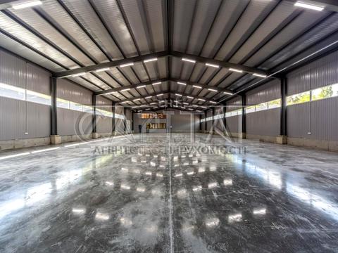 комерційна за адресою Соснова вул., 1